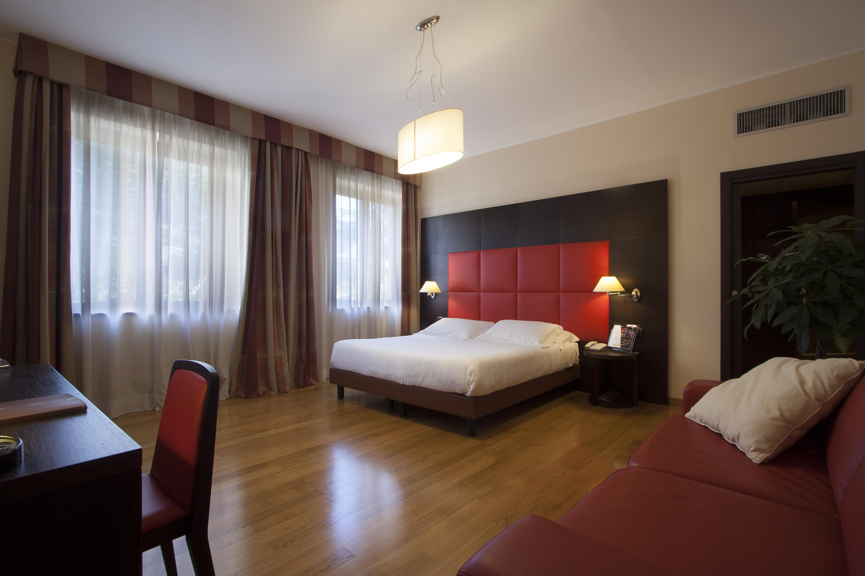 Hotel Guglielmo Catanzaro Buitenkant foto