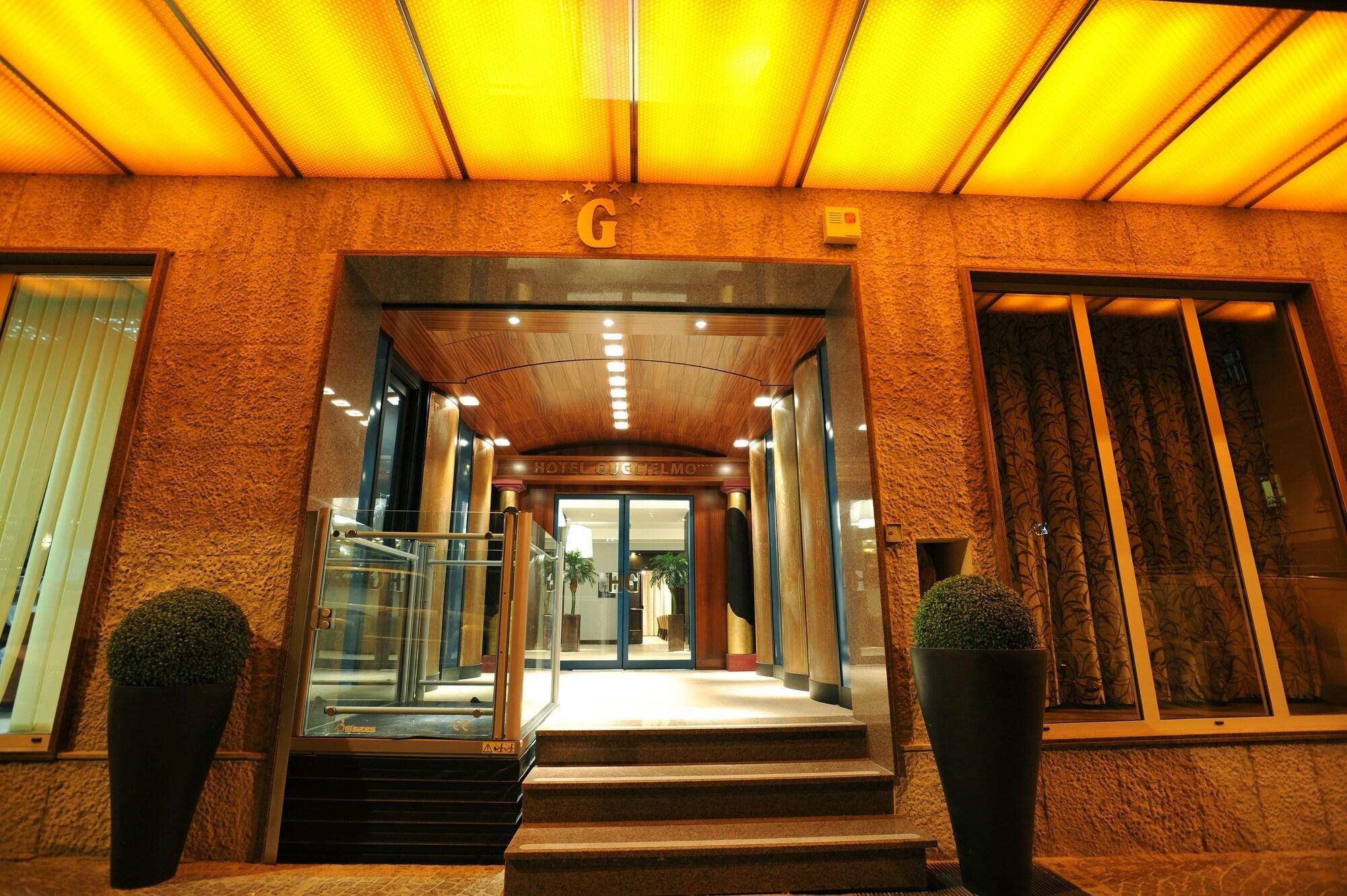 Hotel Guglielmo Catanzaro Buitenkant foto