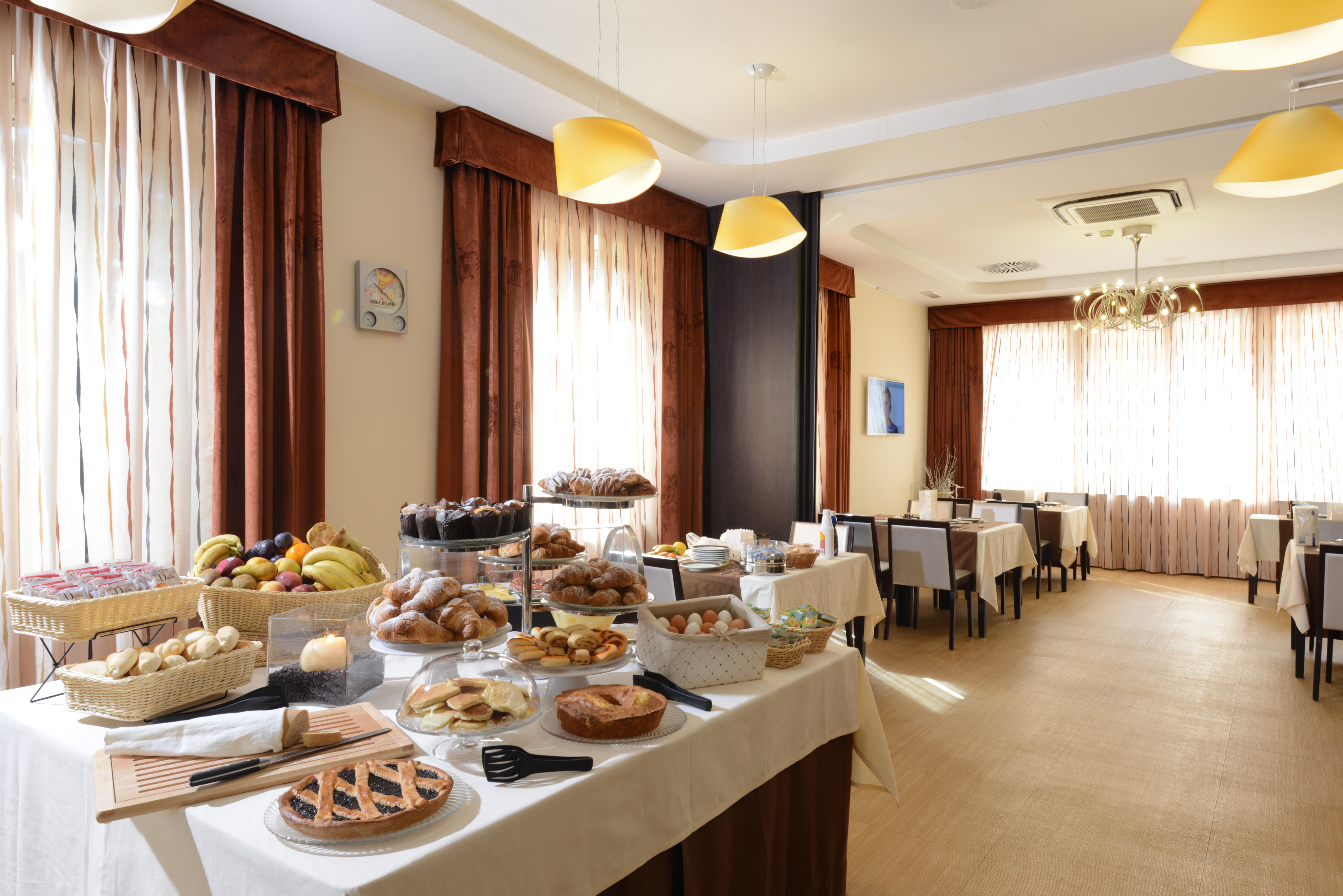 Hotel Guglielmo Catanzaro Buitenkant foto