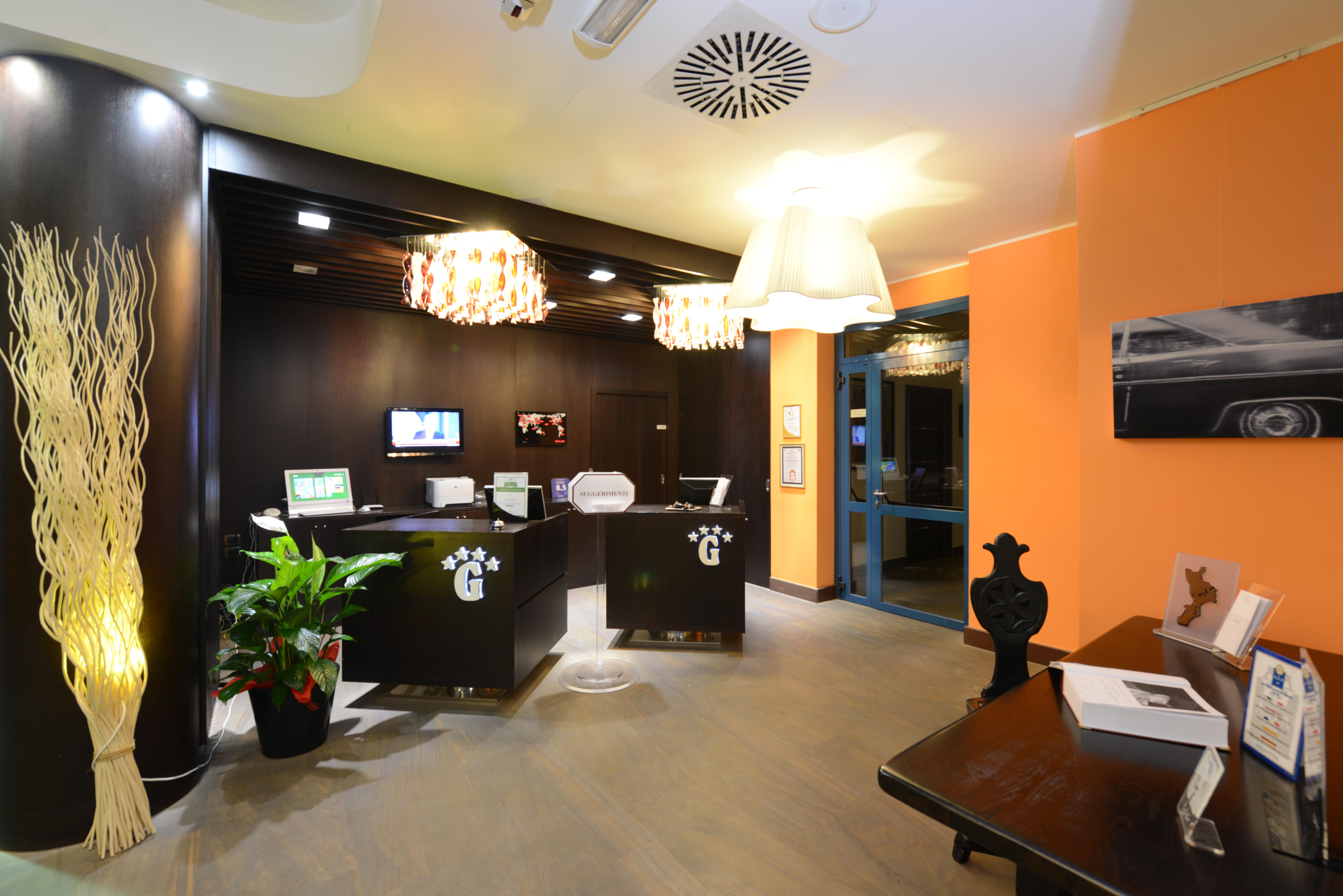 Hotel Guglielmo Catanzaro Buitenkant foto